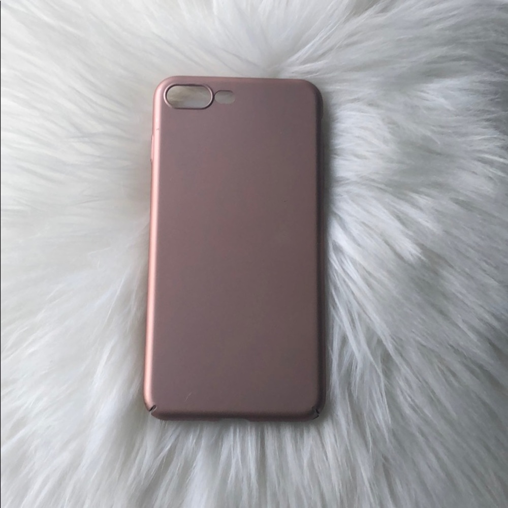 Rose gold iPhone 7 Plus case
